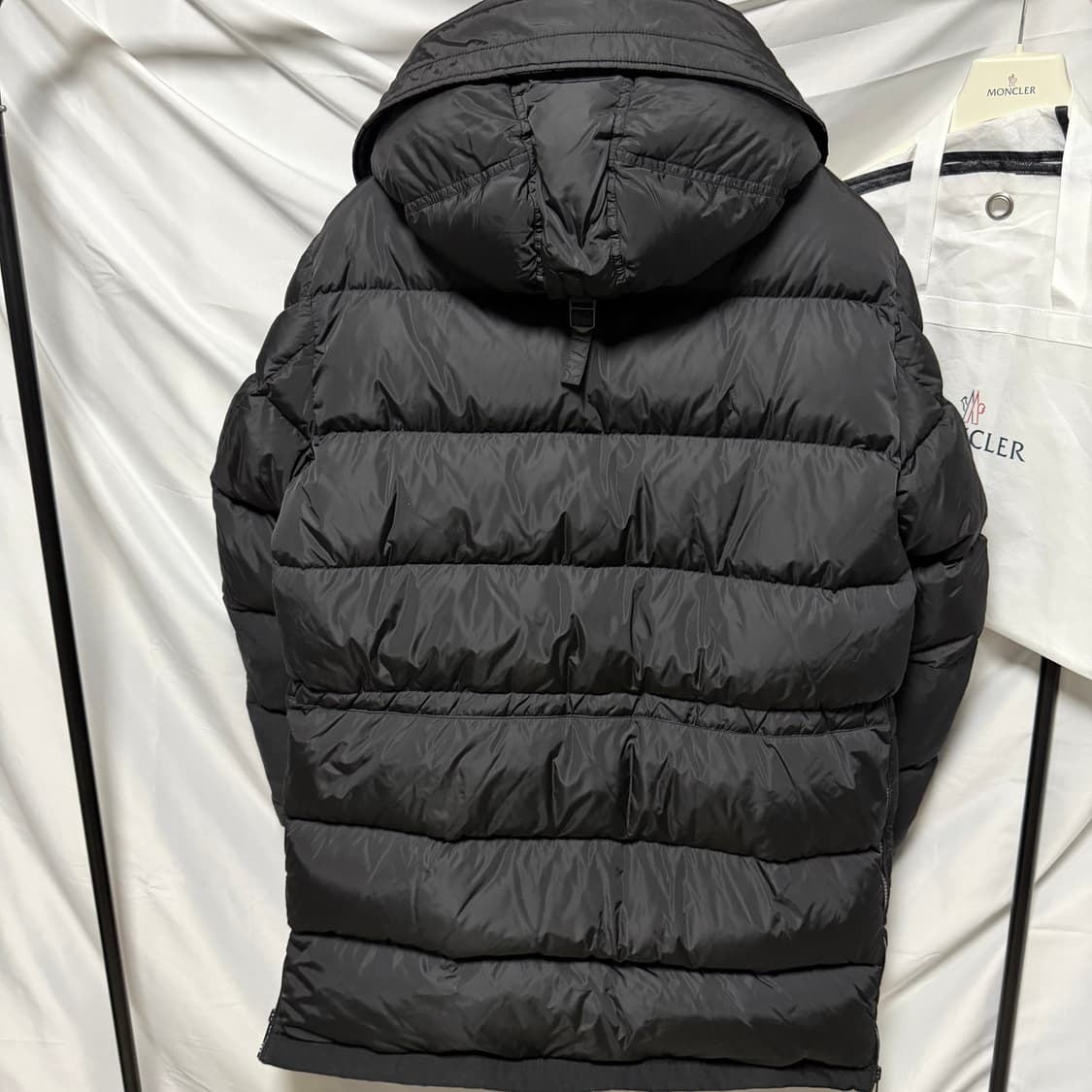 [S+급/5] 몽클레어 로익 롱 패딩 점퍼 블랙 상품이미지5