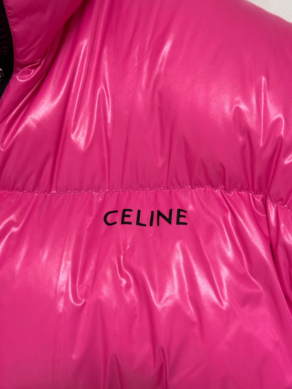 셀린느 22F/W 핑크 푸퍼 패딩 상품이미지3