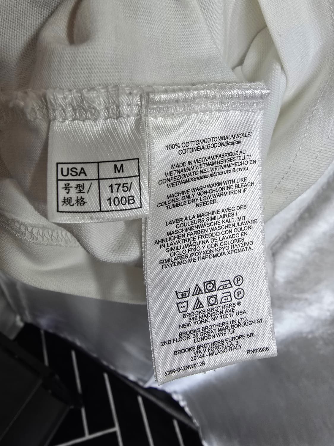 브룩스브라더스 화이트 반팔 티셔츠 (1943) 상품이미지4