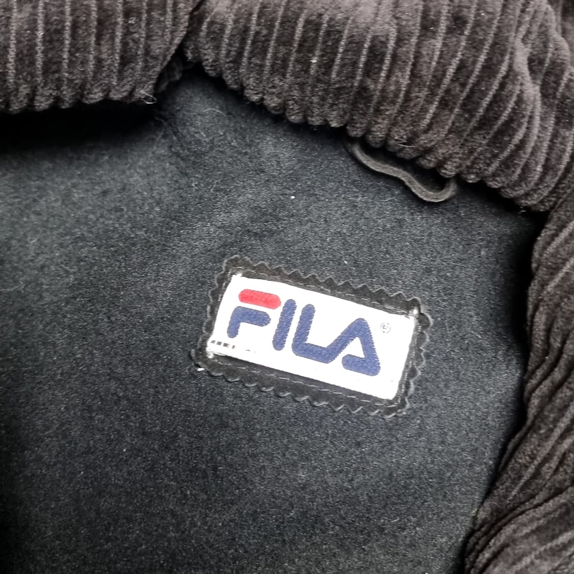 휠라 블랙 후드 가죽스웨이드 파카(100-105) 상품이미지3