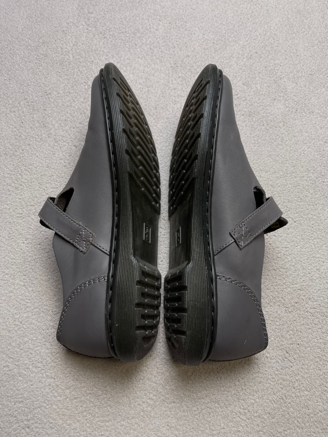 [42] 닥터마틴 패트리샤 lll -270-275  (그레이) 상품이미지4