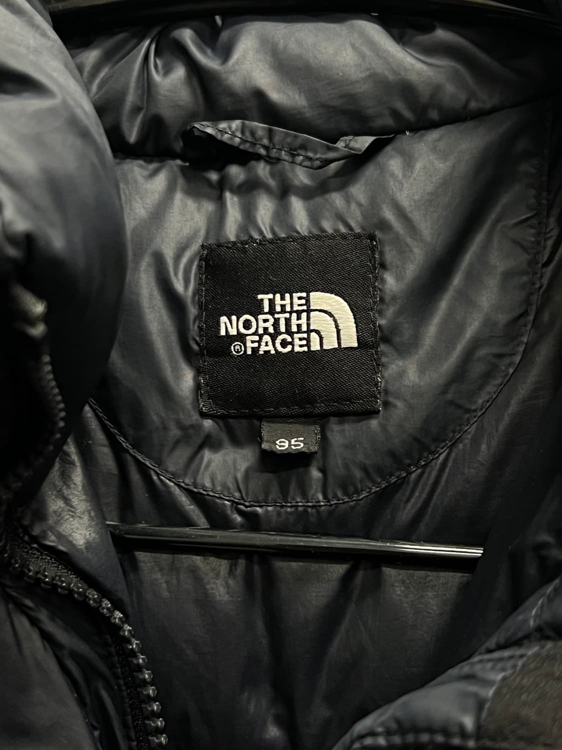 노스페이스 우먼스 올드스쿨 700필 구스다운 롱 패딩 자켓 블랙 상품이미지4