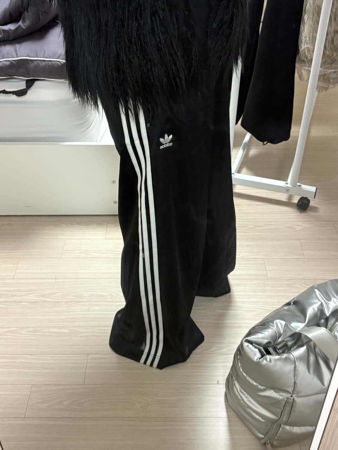 아디다스 와이드레그 트랙팬츠 상품이미지4