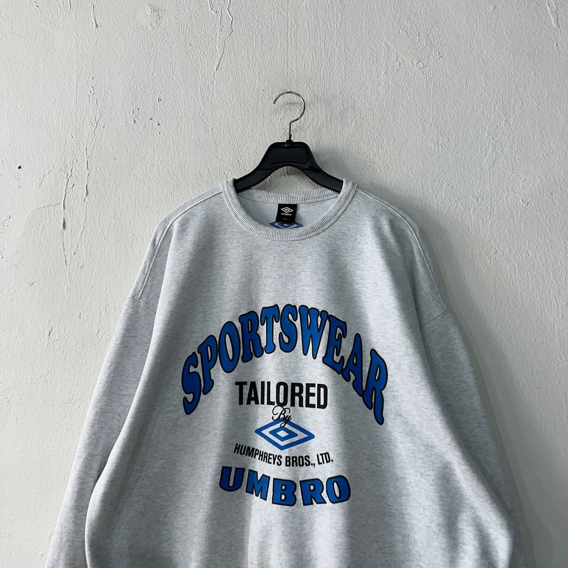 엄브로 맨투맨 M 상품이미지2