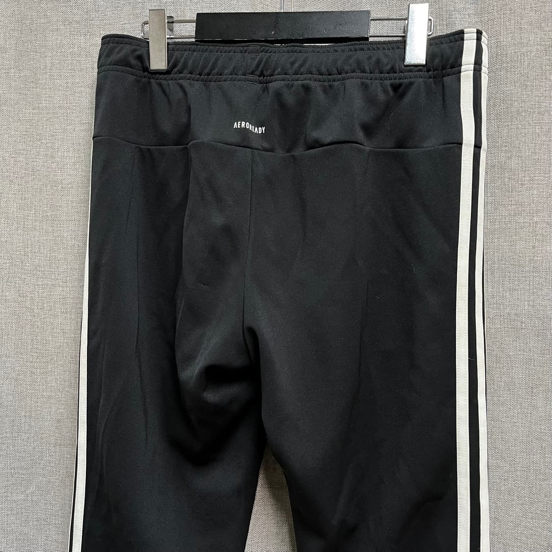 (사이즈 L/95) 아디다스 에어로레디 3스트라이프 테이퍼드 팬츠 상품이미지5