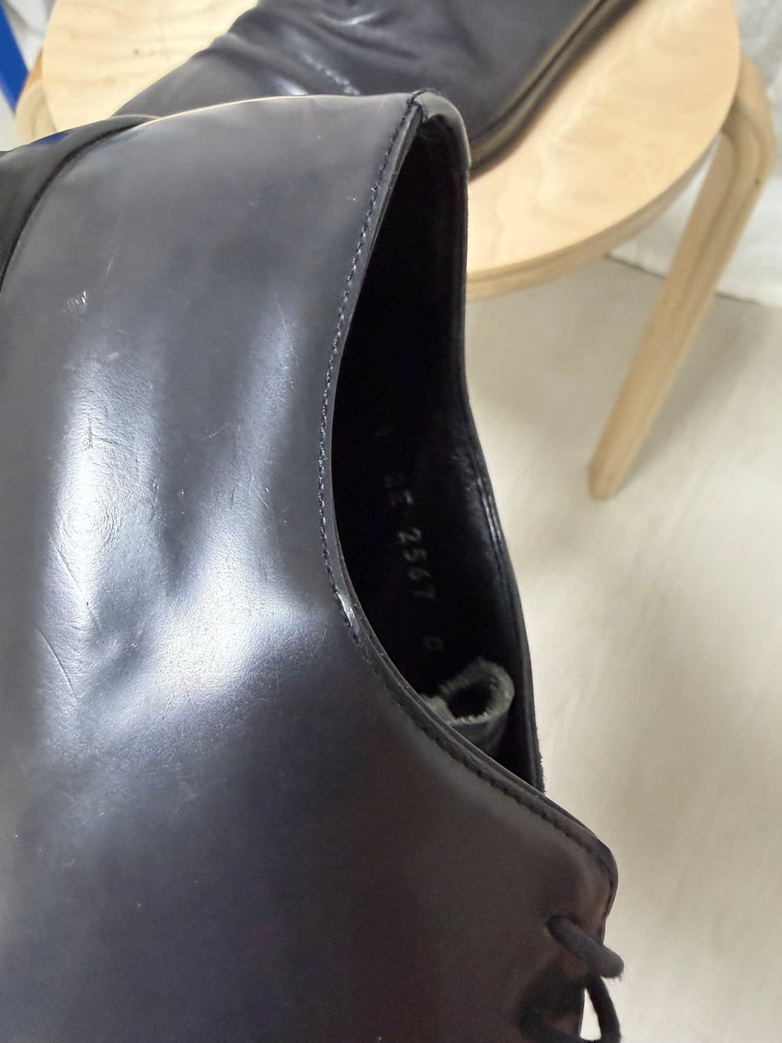 Prada whole cut 더비 상품이미지4