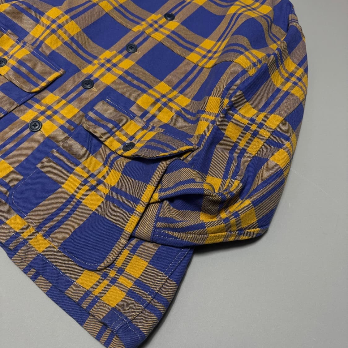 빔즈(BEAMS) 블루 머스타드 체크 패턴 코튼 빅실루엣 커버올 자켓 상품이미지4