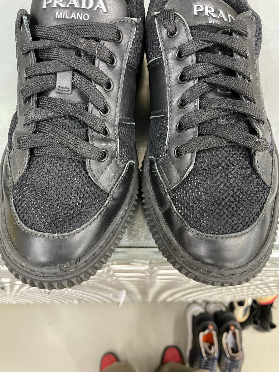 프라다 나일론 스니커즈 블랙 5 상품이미지7