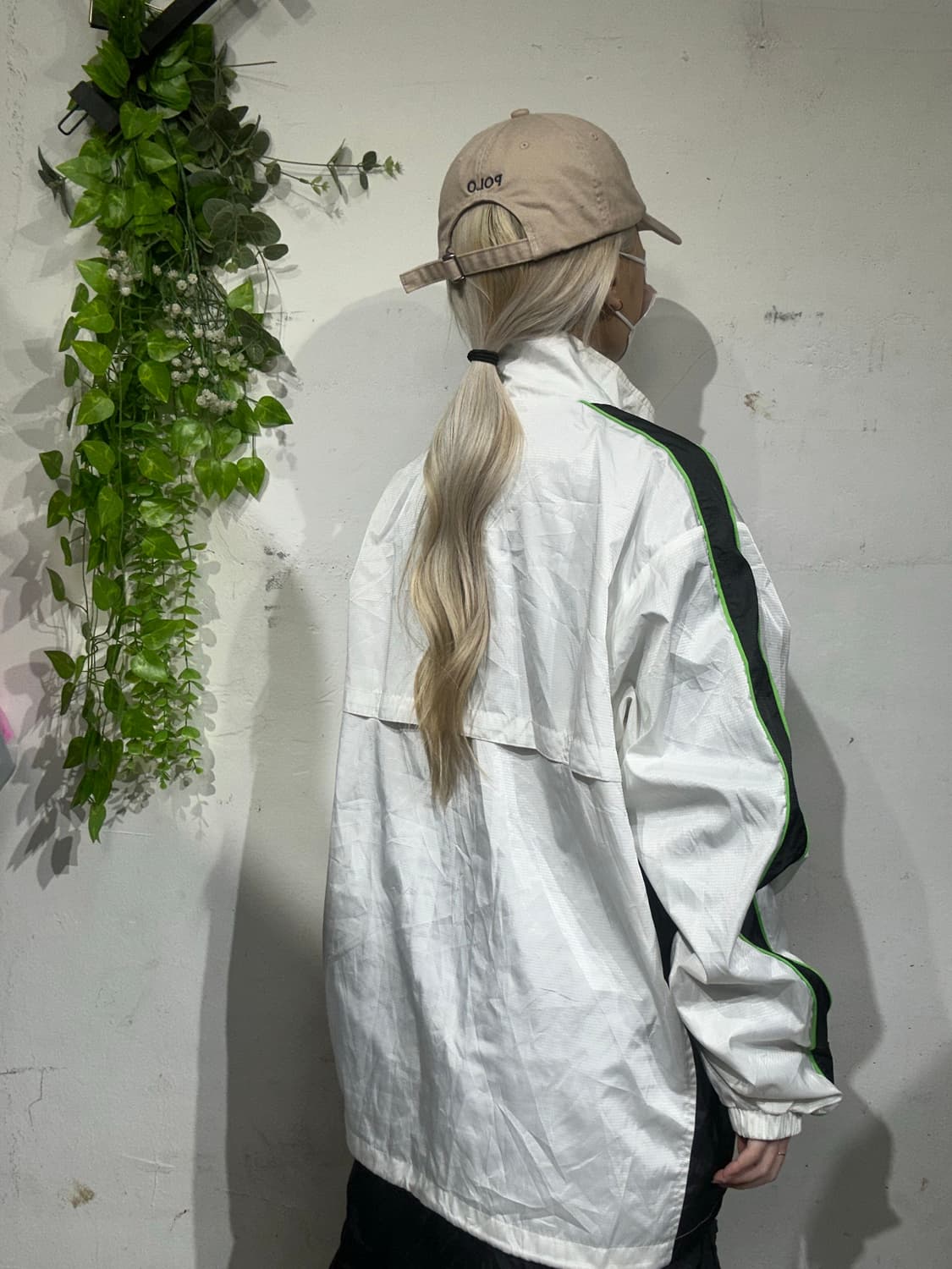 00s  나이키 화이트 바람막이 블랙 사이드 라인 자켓 XL 상품이미지3