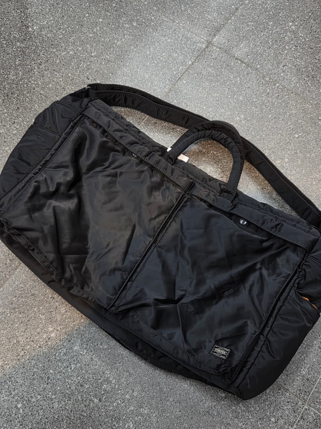 Yoshida porter 포터 빅 탱커 블랙 크로스백 숄더백 상품이미지1