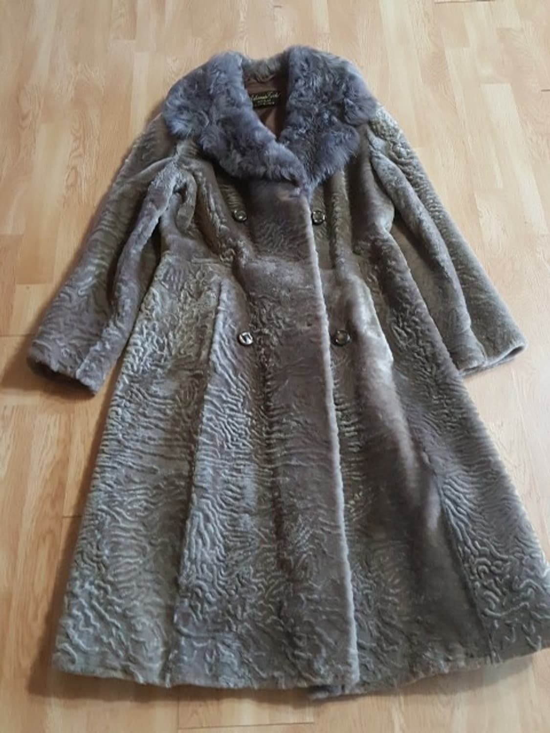 MADE IN SPAIN정품보이쉬한 디자인 천연앙털 페이크퍼 롱모피코트 상품이미지1