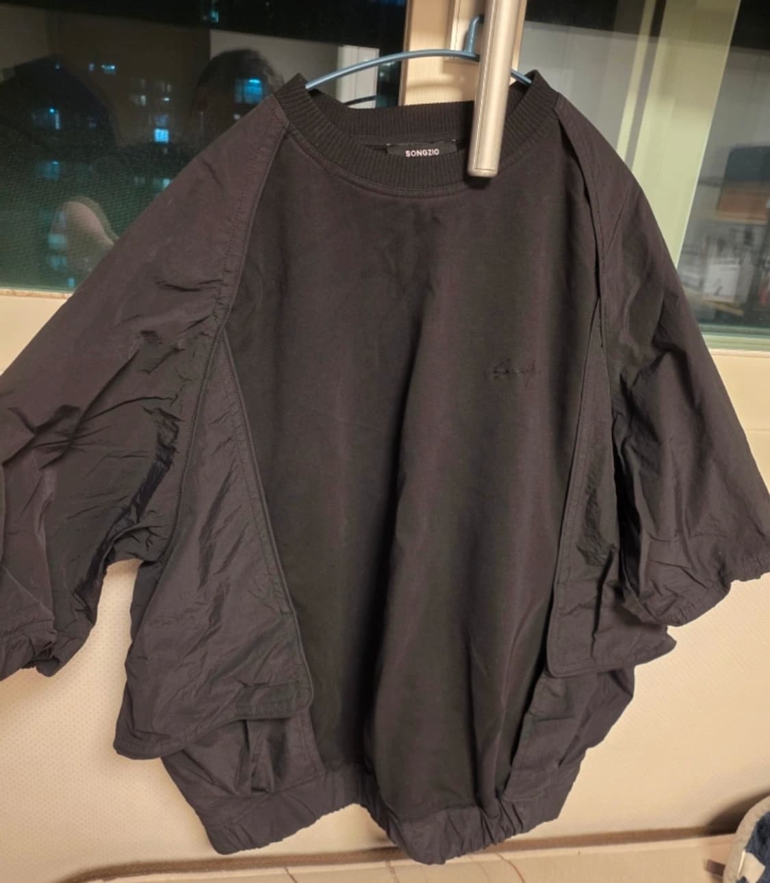 송지오옴므 트랙 패치 코쿤 티셔츠 블랙 50 (가단 70cm) 상품이미지4