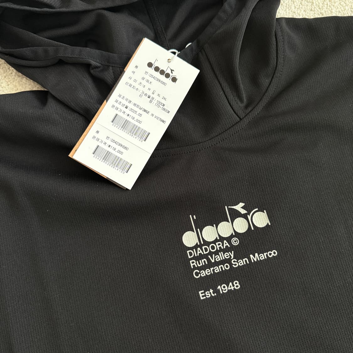 디아도라 캄포 러닝복 후드티 상품이미지3