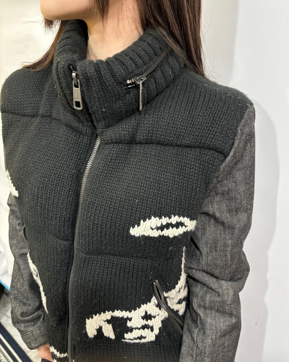 90s 블랙&오프화이트 패턴 니트 배색 하이넥 패딩 상품이미지3