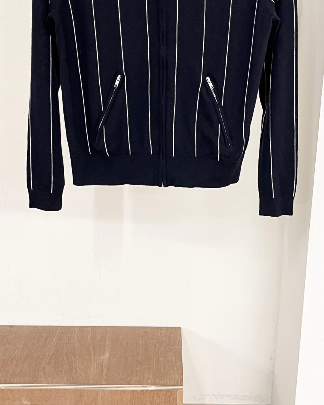 산드로 네이비 스트라이프 집업 상품이미지5