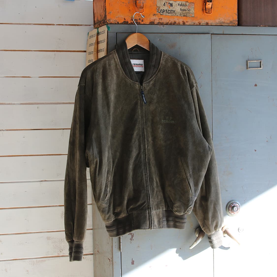 (착용컷) U.P renoma 스웨이드 블루종 (남성용 103) 상품이미지3