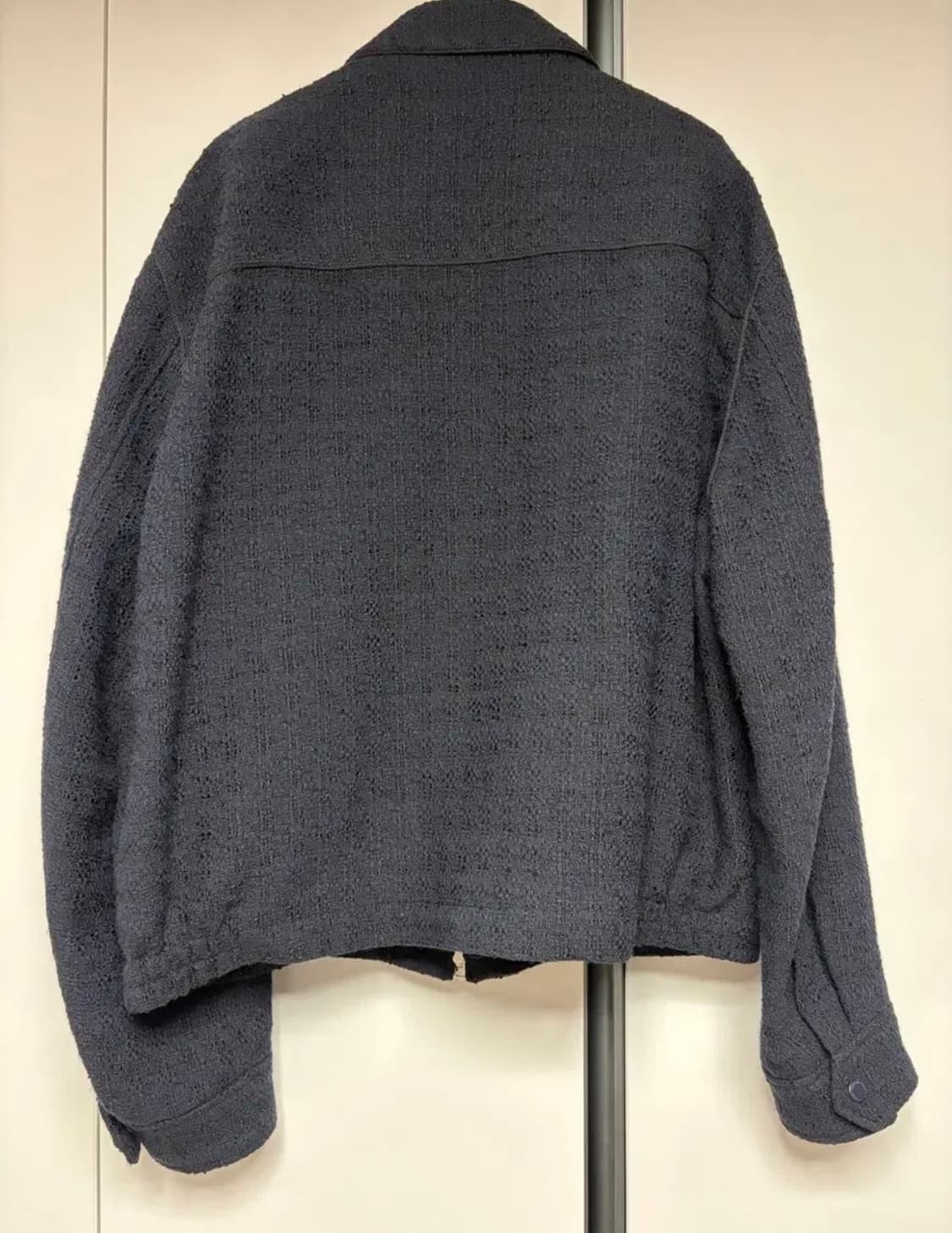 (52사이즈 1회착) 솔리드옴므 25SS 블랙 트위드 자켓  상품이미지3