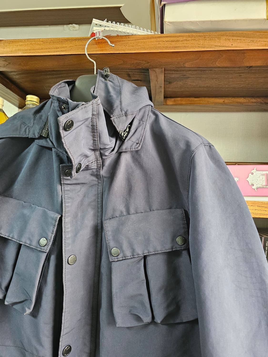 진한 네이비 cp컴퍼니 씨피 아웃포켓 야상형 나일론 자켓 105 사이즈 상품이미지5