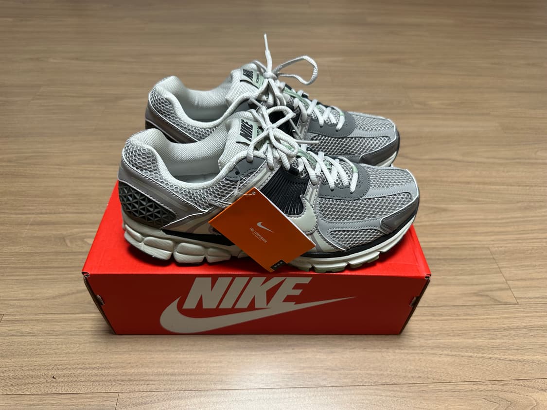 (W) 290 나이키 줌 보메로 5 코블스톤 앤 플랫 퓨터 상품이미지4