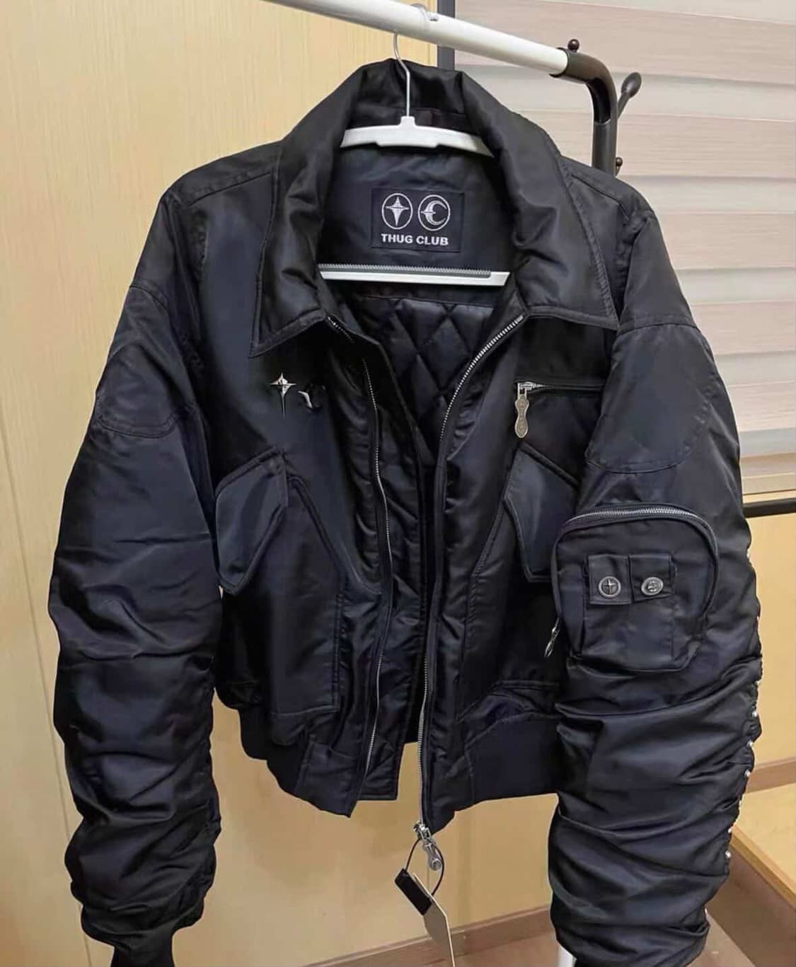 떠그클럽 윙리스 항공점퍼 블랙 상품이미지2