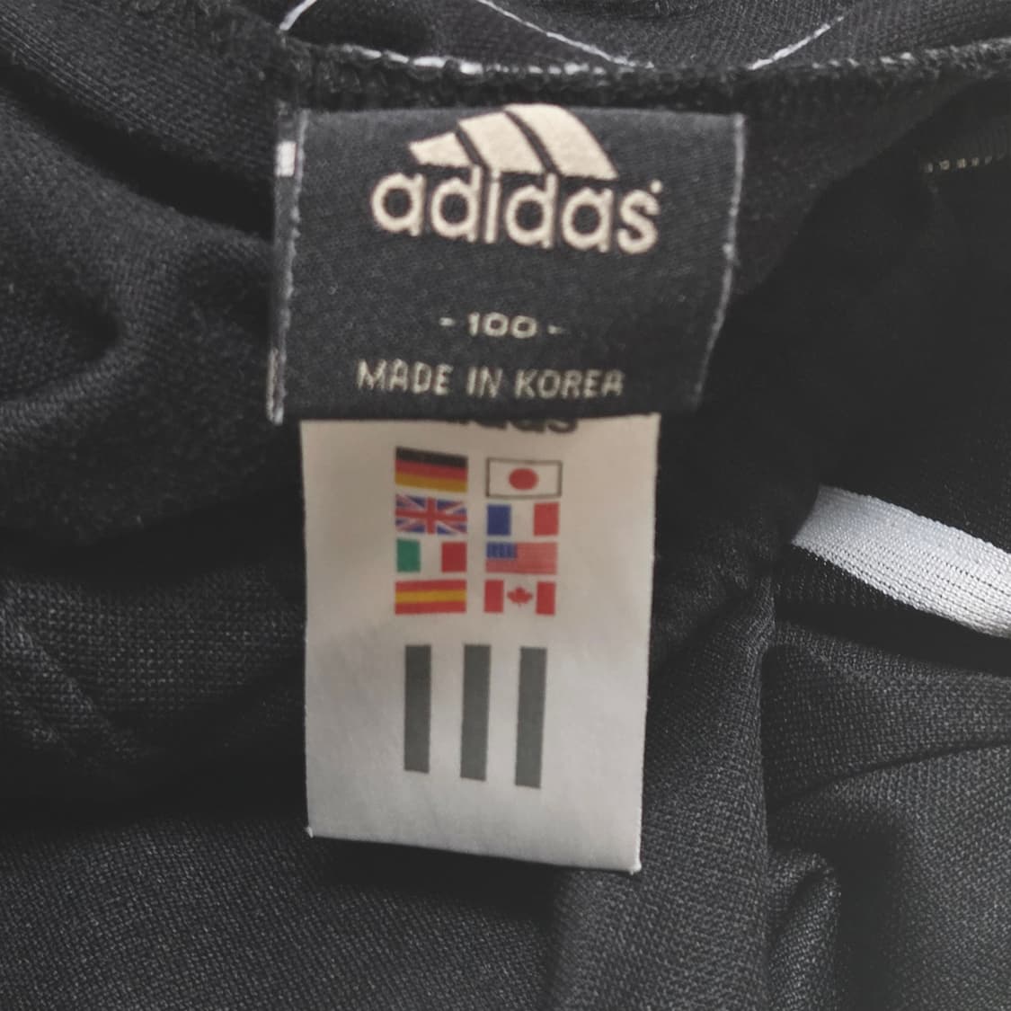 Adidas 아디다스의 블랙 컬러 삼선 트랙 팬츠 상품이미지3