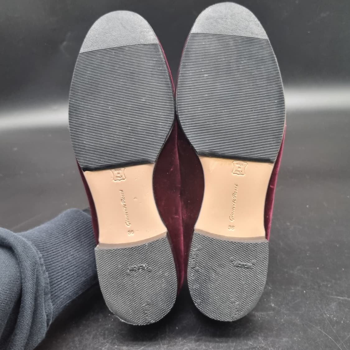 지안비토로시 벨벳 여성로퍼225 상품이미지3