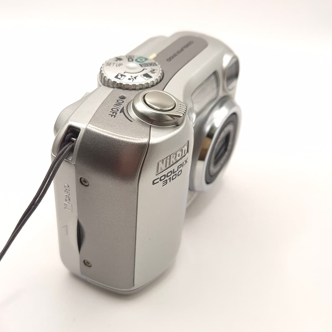 💿니콘 쿨픽스 3100 ✨ 작고 가벼운 감성 똑딱이 상품이미지2