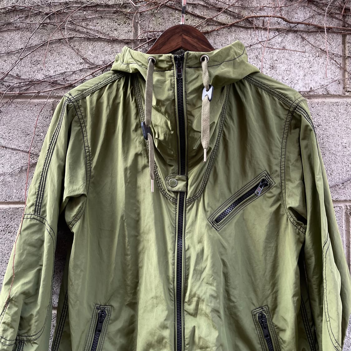 [S] Diesel 블랙스티치 나일론 윈드자켓 (95) 상품이미지4