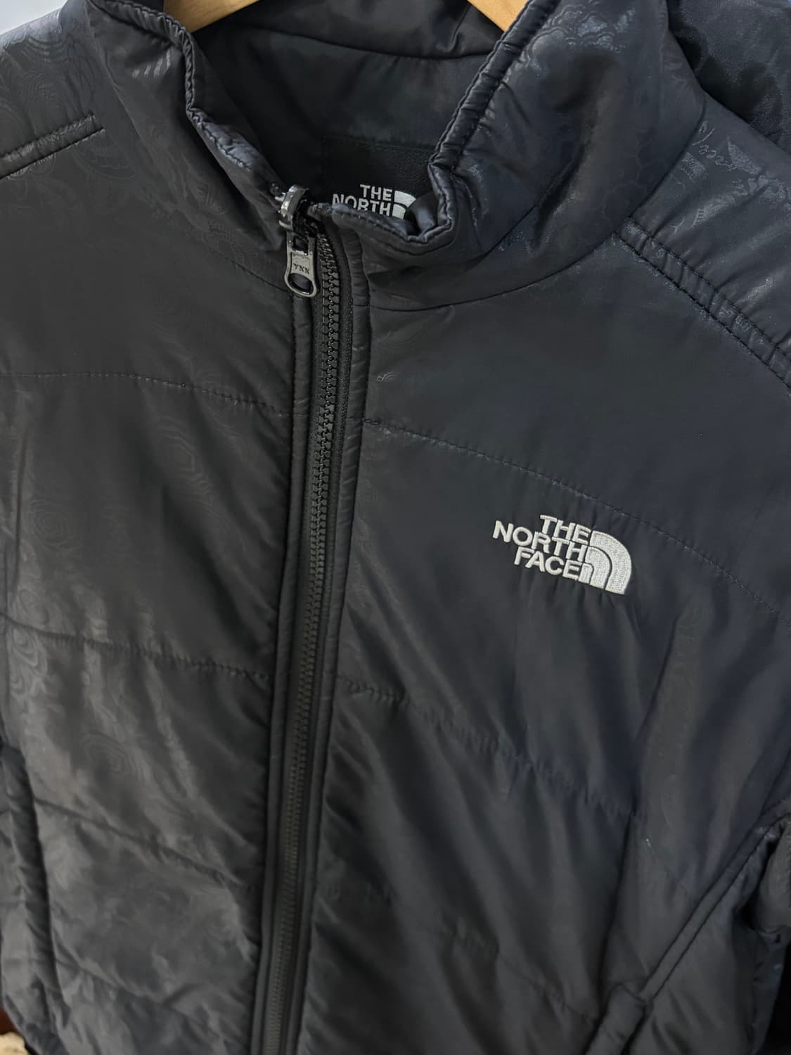 노스페이스 페이즐리 블랙 경량패딩 상품이미지10