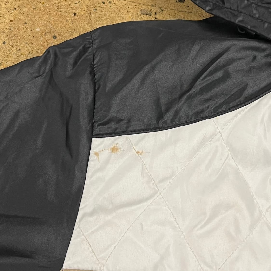 [정품/M] 엄브로 블랙 후드 윈드브레이커 자켓 b17 상품이미지8
