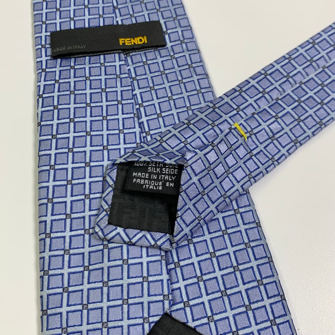 펜디(FENDI) 스몰로고 모노그램 명품넥타이 최상급 A+ 9cm 상품이미지7