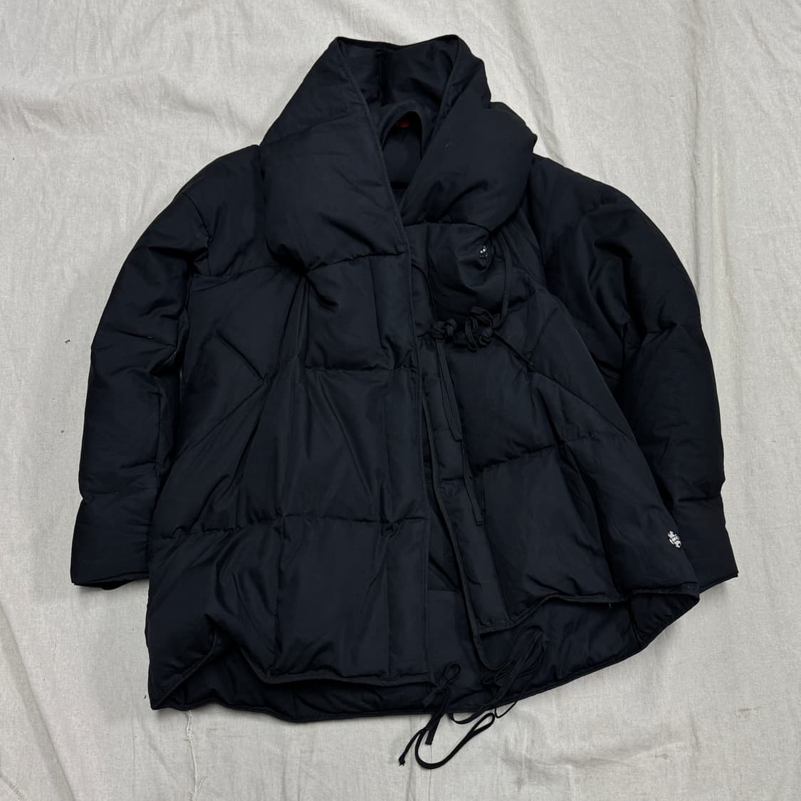 비비안웨스트우드 레드라벨 언발 김다울 패딩 2 상품이미지2