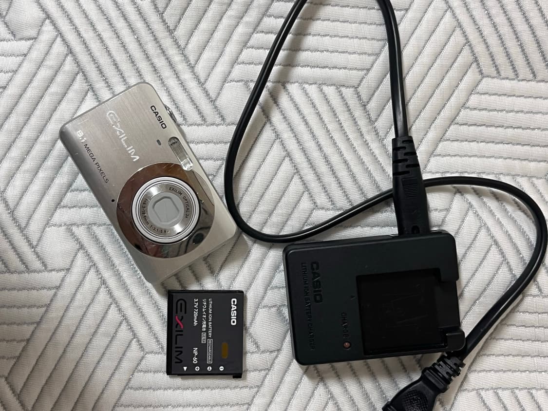 카리나 디카 카시오 엑슬림 EX-Z80 상품이미지1