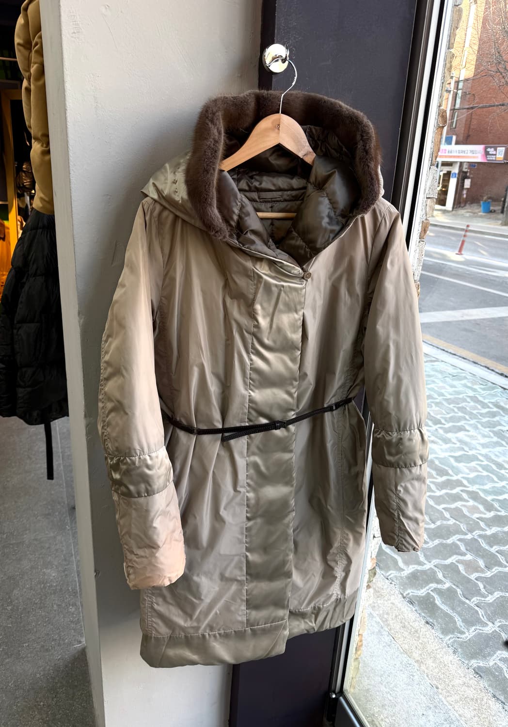 IT44/ 막스마라 리버시블 구스다운 벨티드 패딩 점퍼 상품이미지6