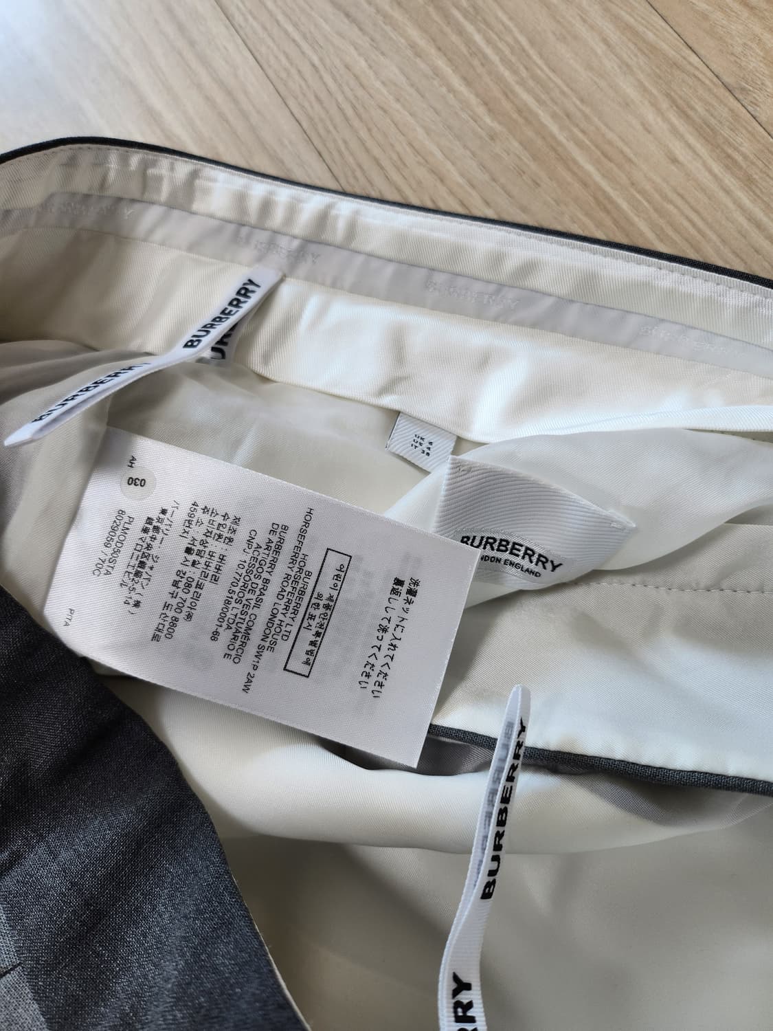 버버리 팬츠(us4 상품이미지9