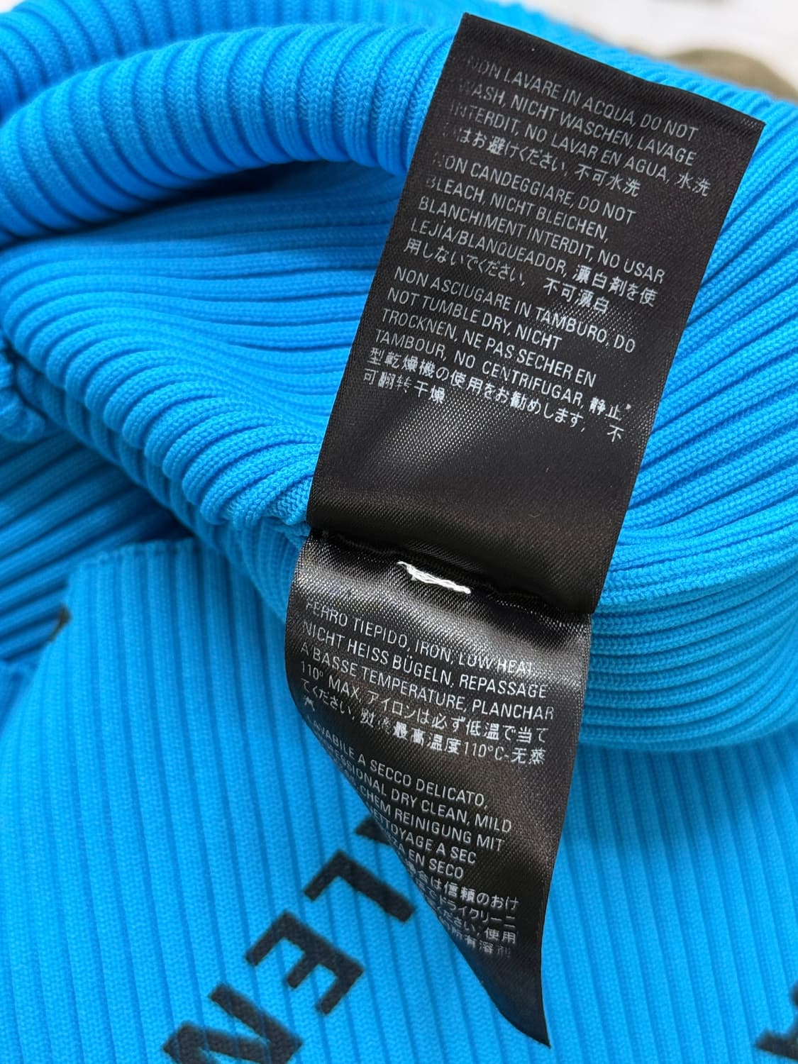 발렌시아가 로고 리브드 니트 톱 상품이미지5