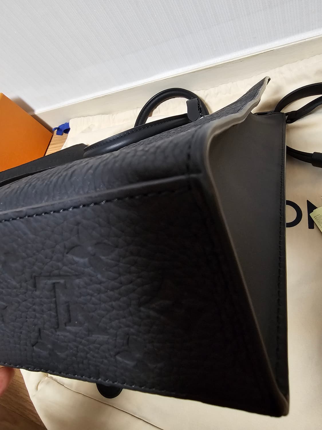 루이비통 토리옹 삭플라NV 토트백 크로스백 신형 (새상품) 상품이미지10