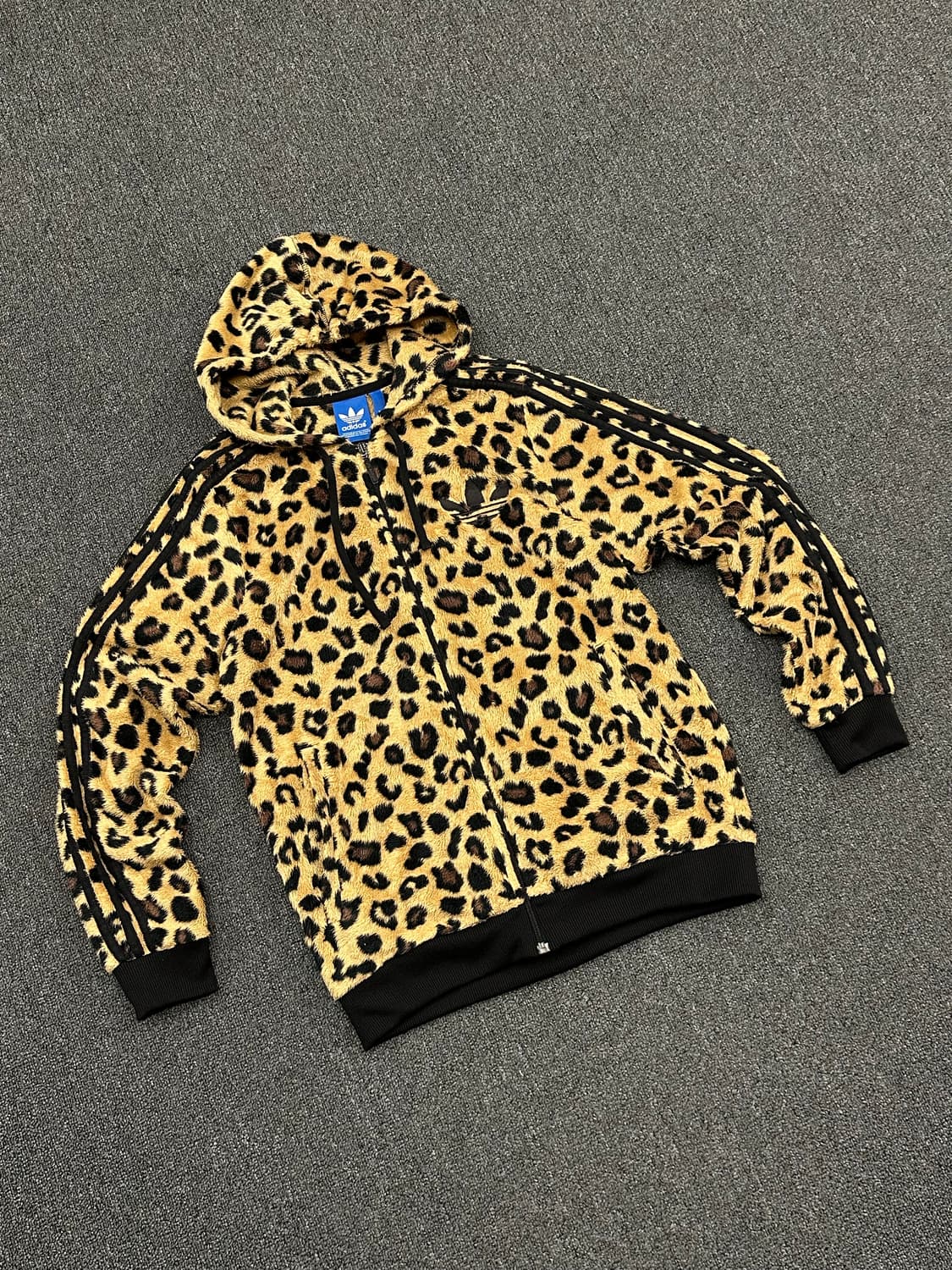 100)아디다스 쉐르파 레오파드 져지 090 상품이미지3