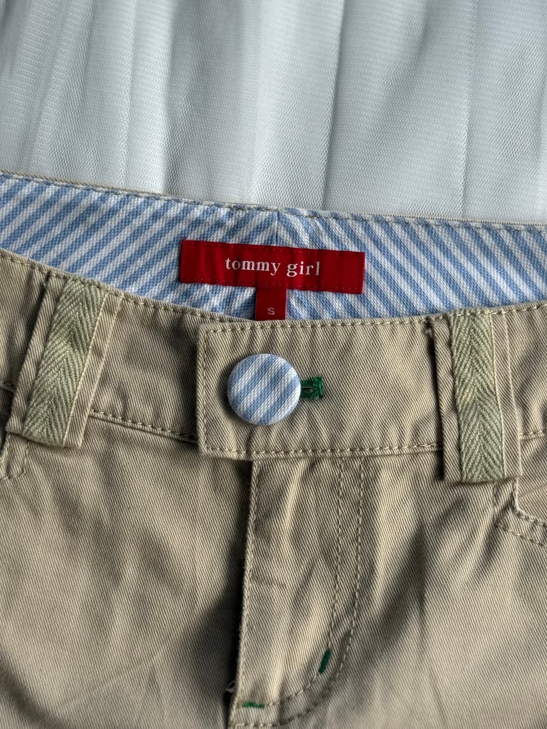 Tommy 베이지 배색치노스커트 상품이미지3