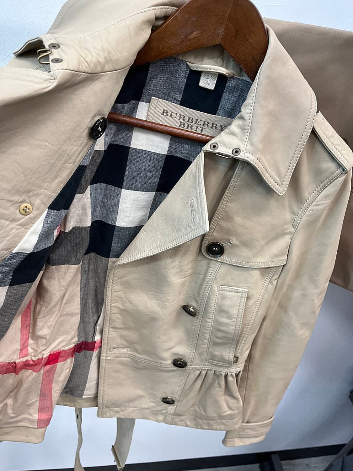 여) 버버리 카프스킨 숏 트렌치자켓 상품이미지8