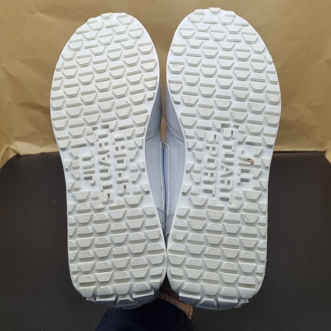 질스튜어트 스위프트 여성스니커즈230  상품이미지3