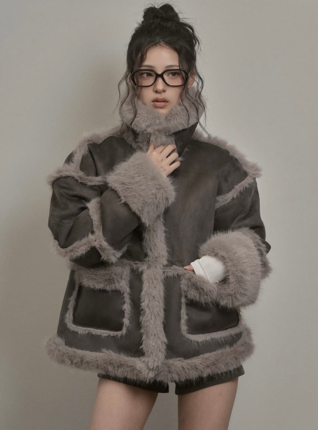 카키포인트 시어링 퍼 무스탕 상품이미지2