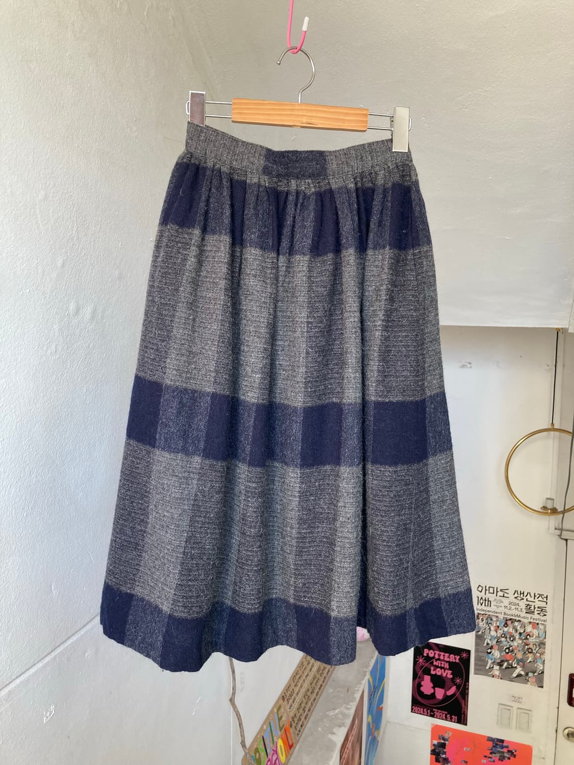 울 100% 플레어 미디 스커트 상품이미지1