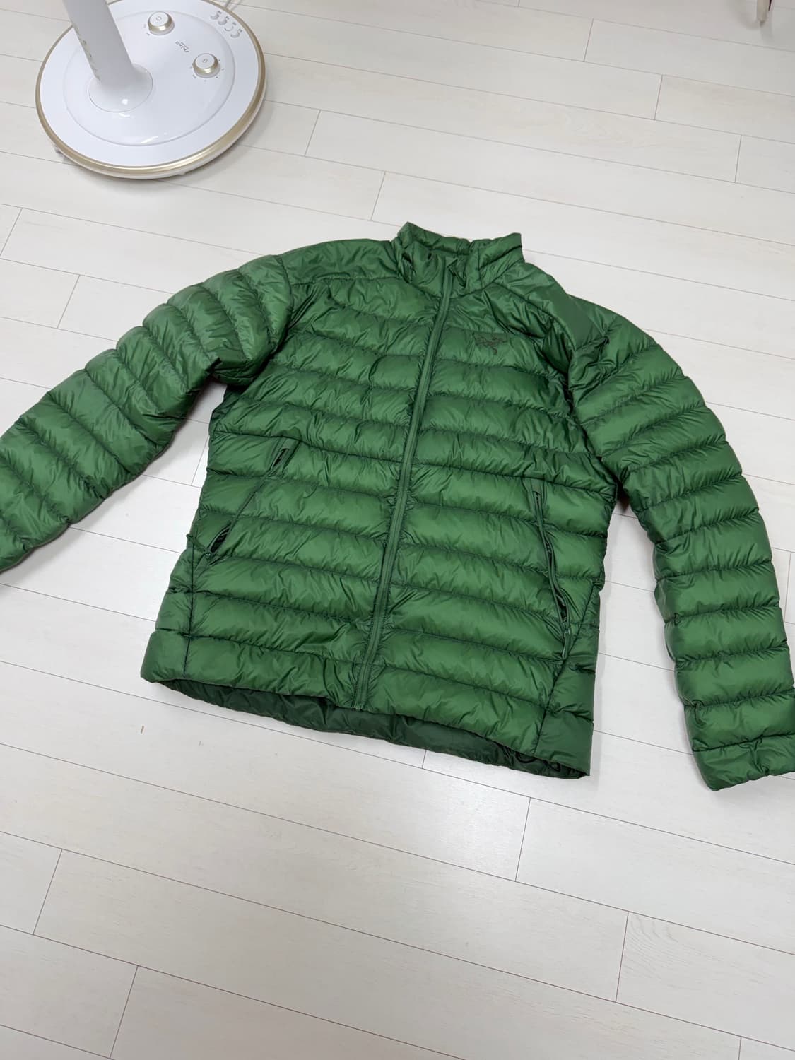 아크테릭스 세륨 자켓 L 사이즈  상태 9.5/10  사진찍고 절대 안입 상품이미지2