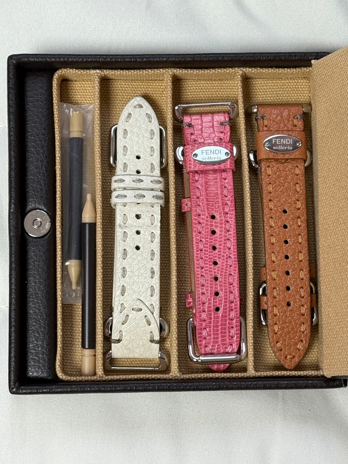 펜디 셀러리아 시계 + 3종 스트랩 상품이미지7