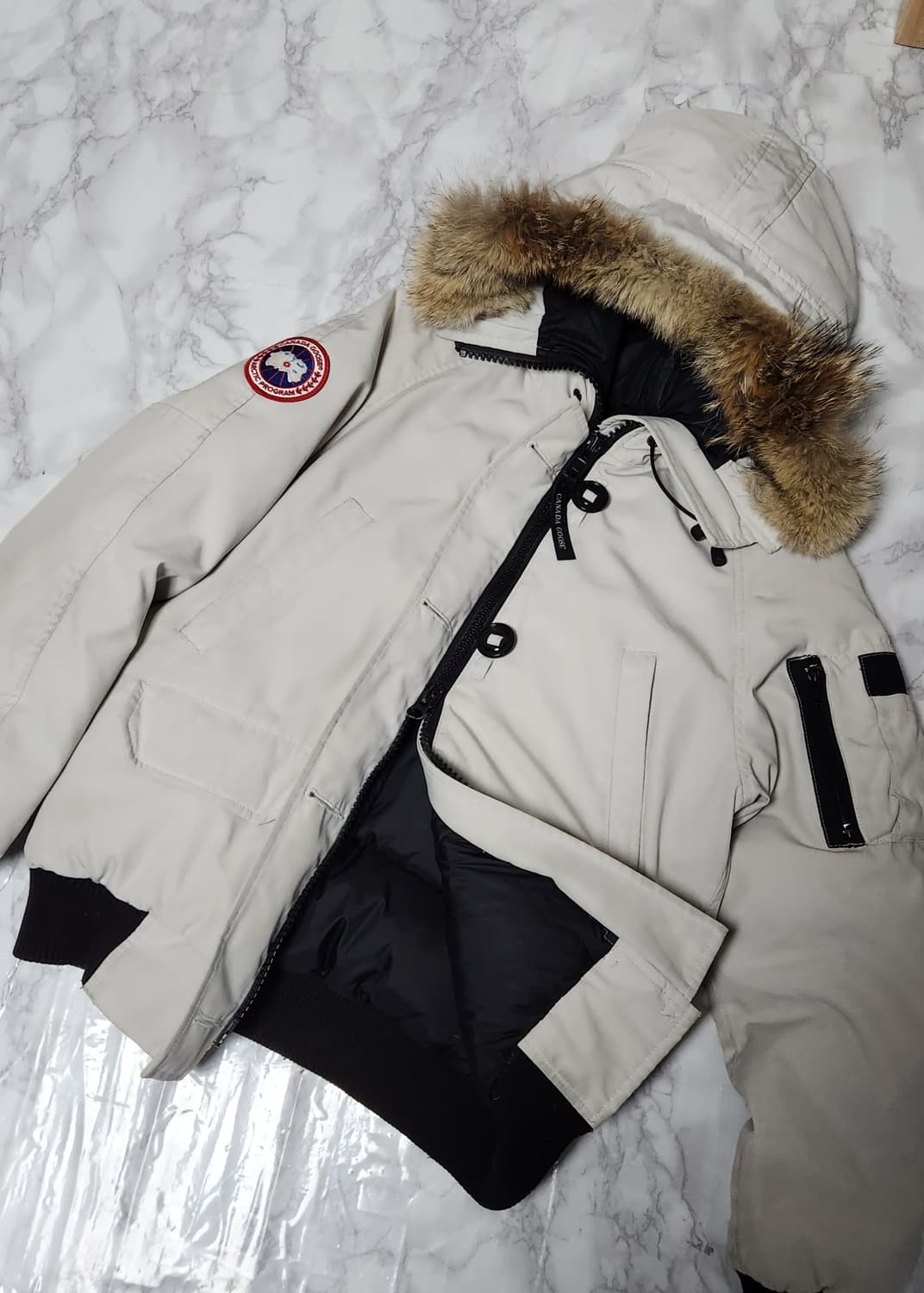 캐나다 구스 칠리왁 봄버 패딩 자켓 상품이미지2