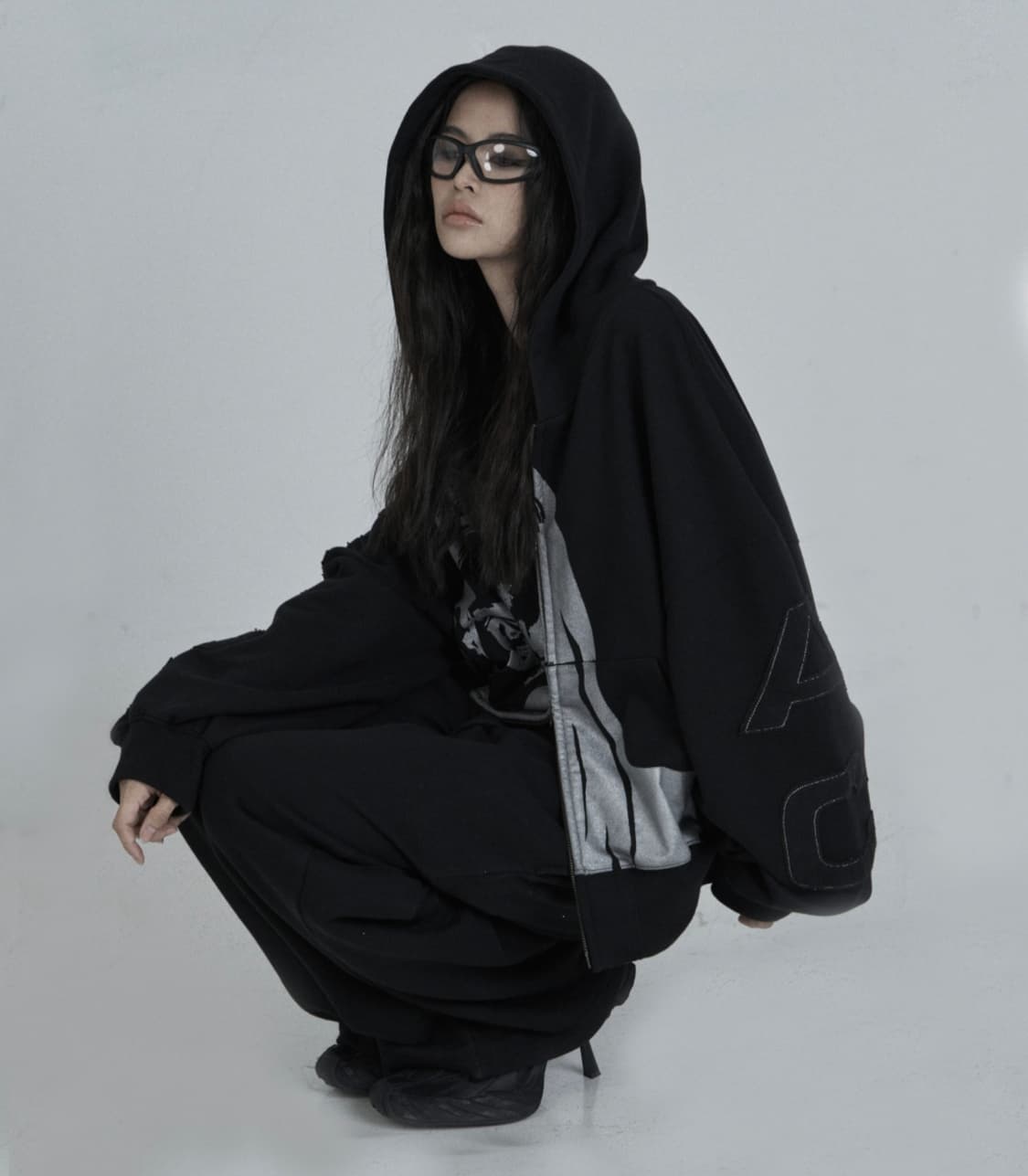 오도어 조디악 후드집업 상품이미지2