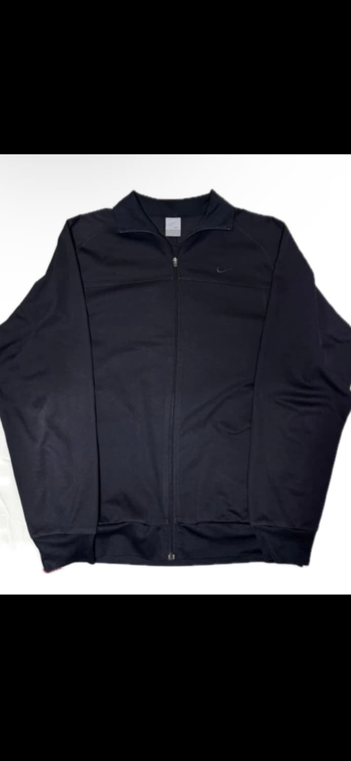 [105] 나이키 올블랙 트랙탑 상품이미지1