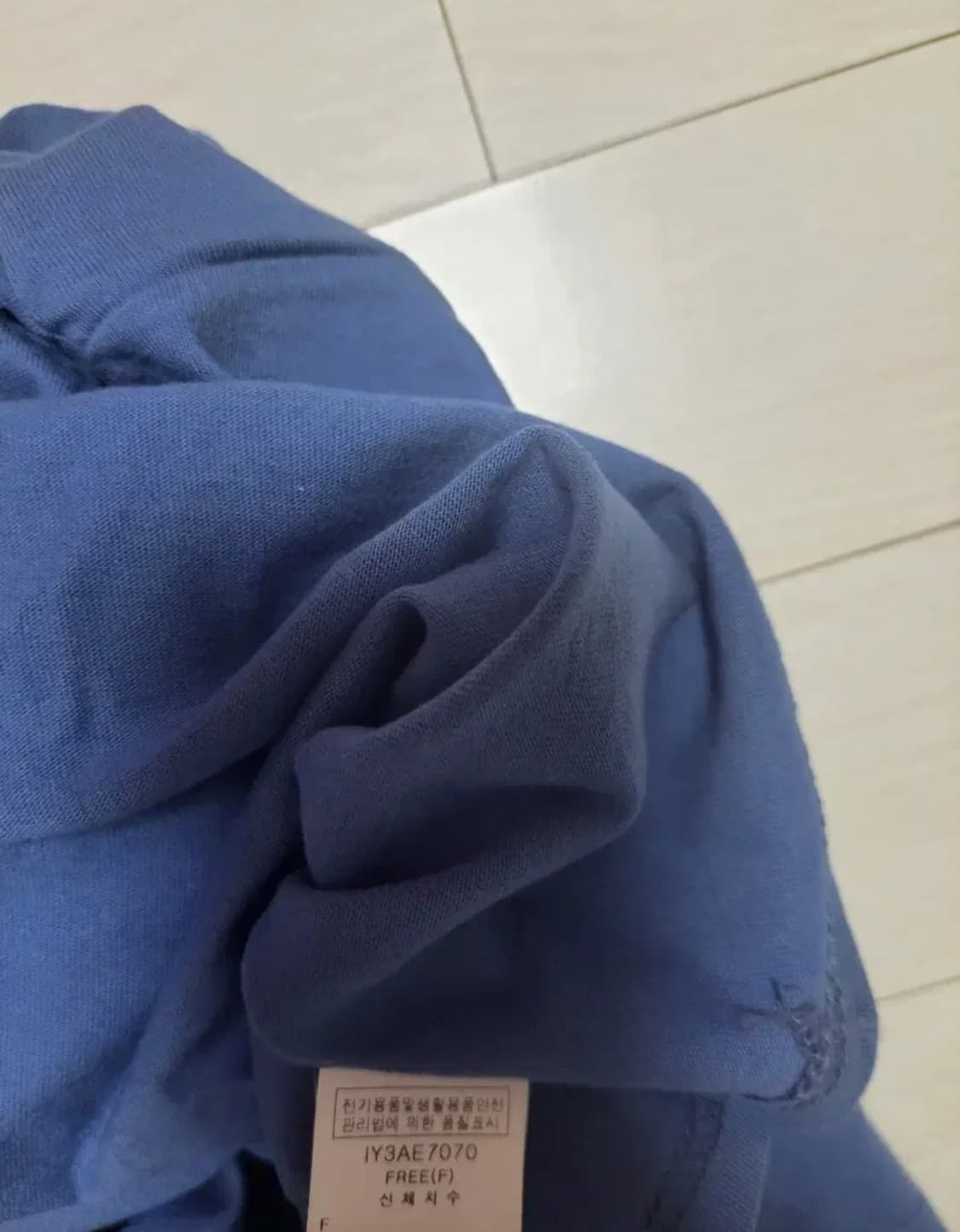 급처새상품!코인코즈 구찌느낌 체리반팔면티셔츠 키르시st리즈리사st샤틴st 상품이미지4