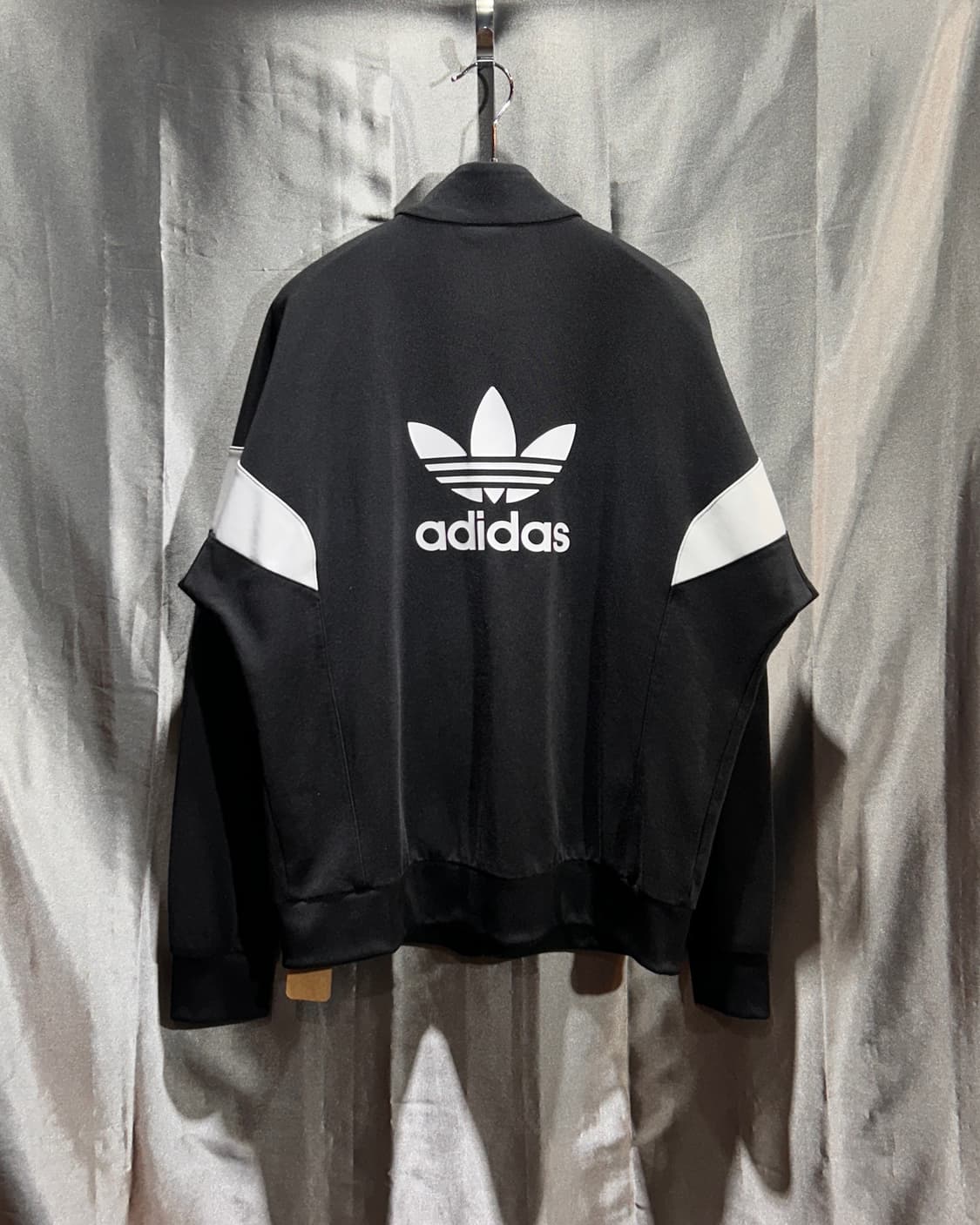 XS 아디다스 오리지널스 빅로고 배색 트랙탑 블랙 자켓 상품이미지4